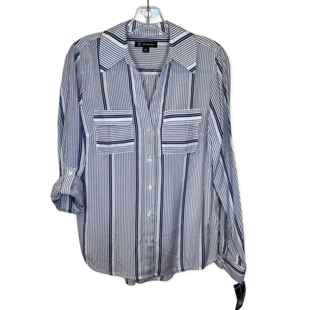 NWT INC Blouse